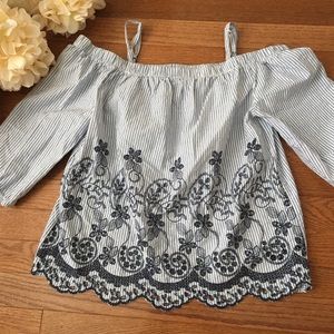 Junior off shoulder top